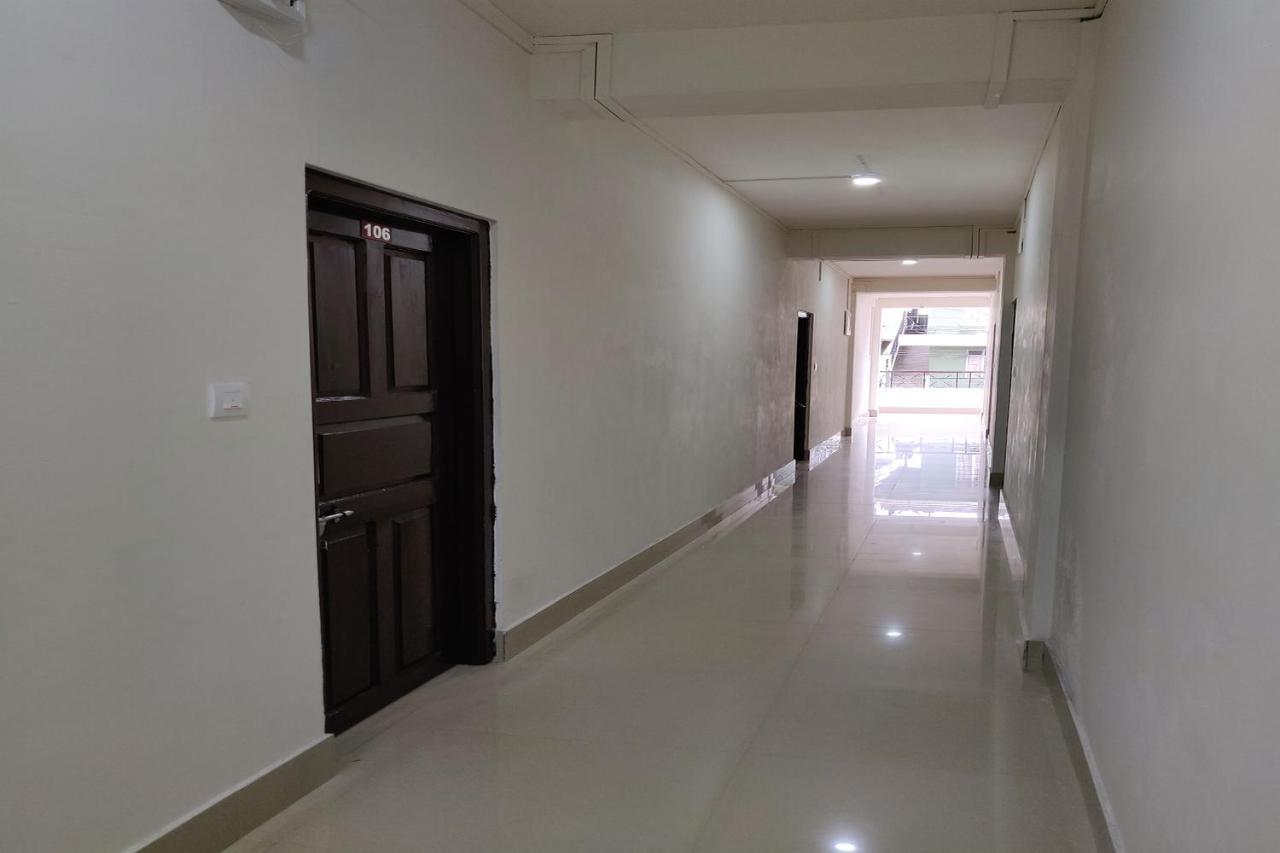 Oyo 45654 Saw Aiom Residency Hotel Шилонг Екстериор снимка